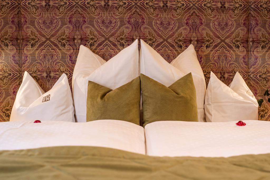 Alpin Hotel Garni Eder - Private Living Mayrhofen Eksteriør billede