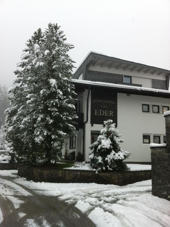 Alpin Hotel Garni Eder - Private Living Mayrhofen Eksteriør billede